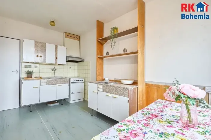 Pronájem bytu 3+1, Praha - Kobylisy, Šiškova, 68 m2