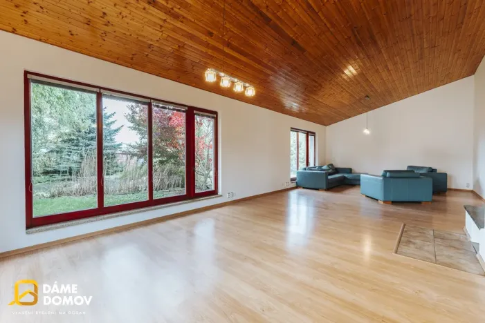 Prodej rodinného domu, Pohořelice, Školní, 350 m2