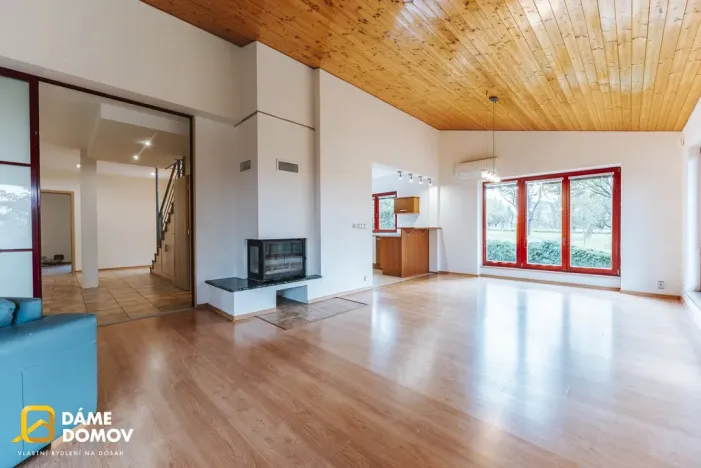 Prodej rodinného domu, Pohořelice, Školní, 350 m2