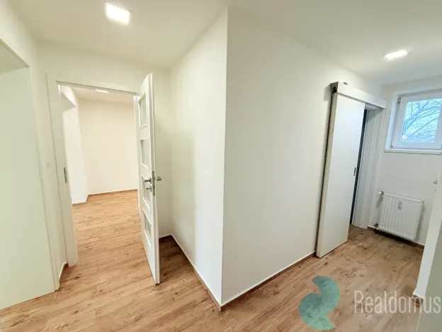 Pronájem bytu 2+1, České Budějovice - České Budějovice 3, Pražská tř., 57 m2