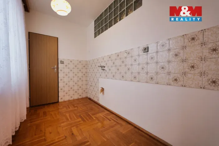 Prodej rodinného domu, Otinoves, 183 m2