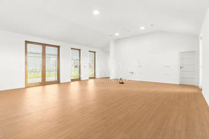 Prodej rodinného domu, Radějovice - Olešky, 218 m2