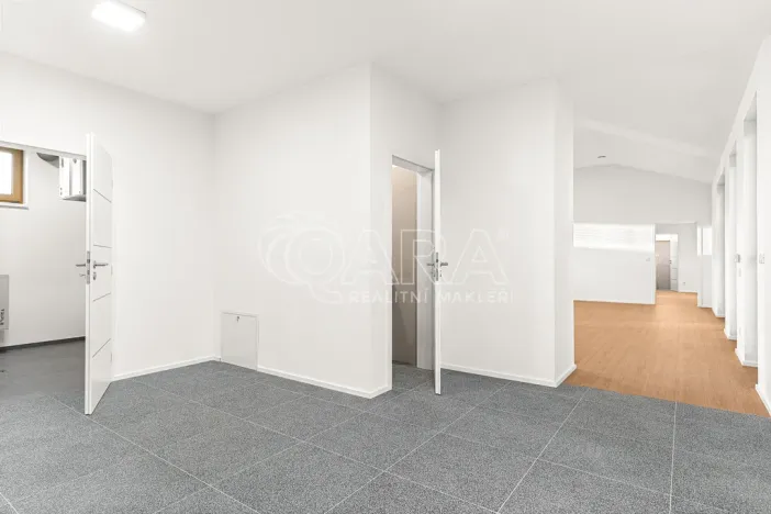 Prodej rodinného domu, Radějovice - Olešky, 218 m2