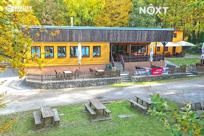 Prodej apartmánu, Račice-Pístovice, 304 m2