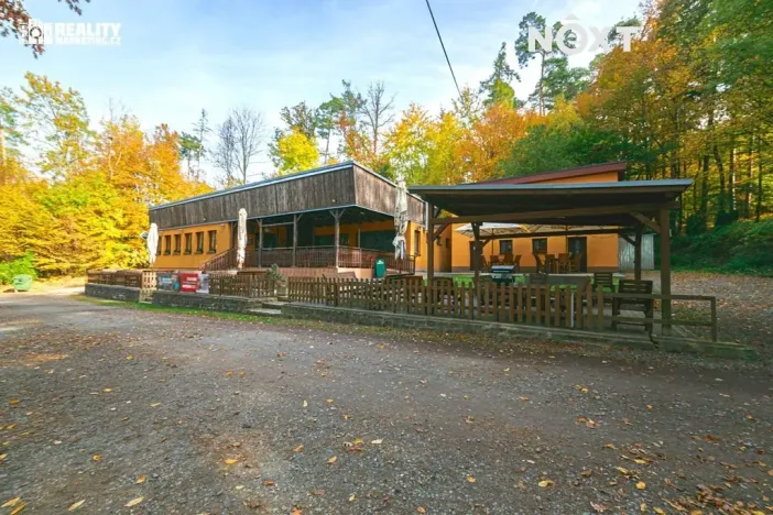 Prodej apartmánu, Račice-Pístovice, 304 m2