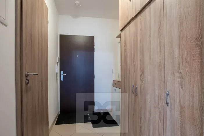Pronájem bytu 1+kk, Praha - Horní Měcholupy, Mantovská, 31 m2