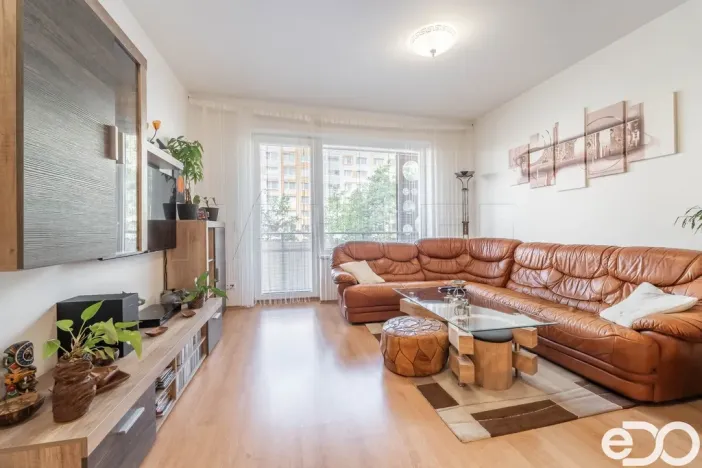 Pronájem bytu 3+kk, Praha, Hornoměcholupská, 65 m2