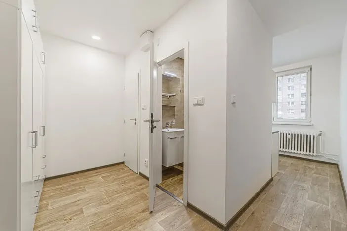 Pronájem bytu 1+1, Ostrava, Vietnamská, 36 m2