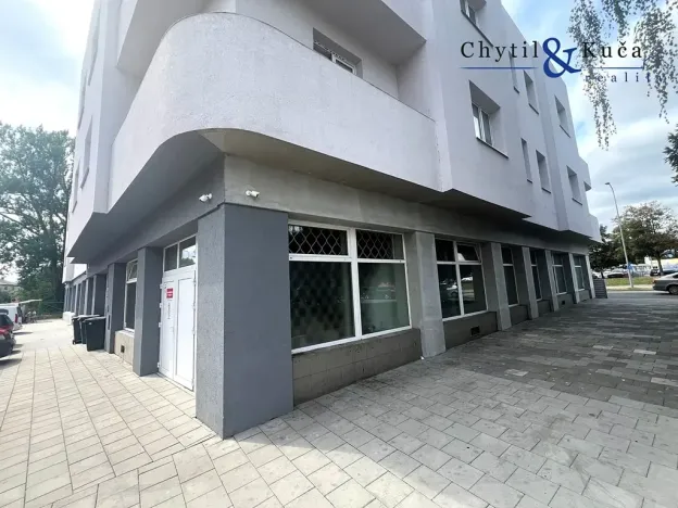 Pronájem obchodního prostoru, Přerov, Škodova, 351 m2