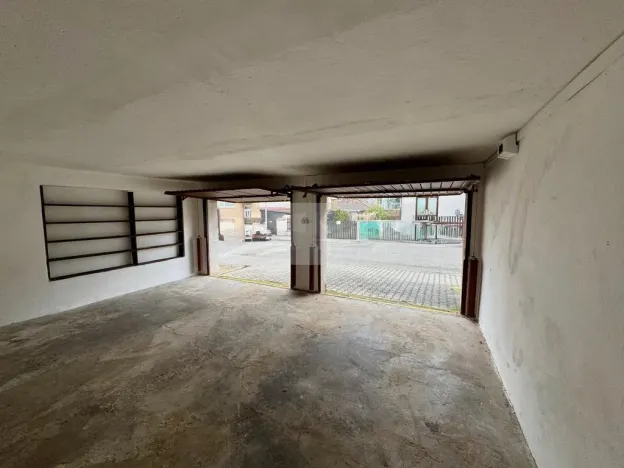 Pronájem garáže, Mladá Boleslav, 29 m2