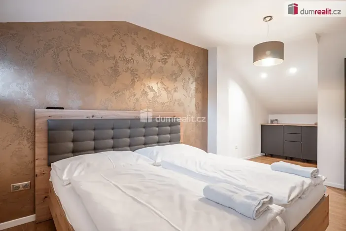 Prodej rodinného domu, Dolní Morava, 184 m2