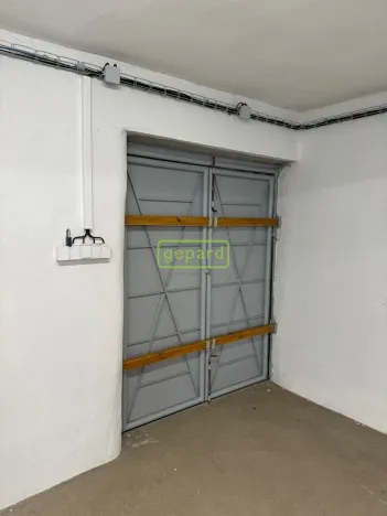 Pronájem obchodního prostoru, Líšnice, 124 m2