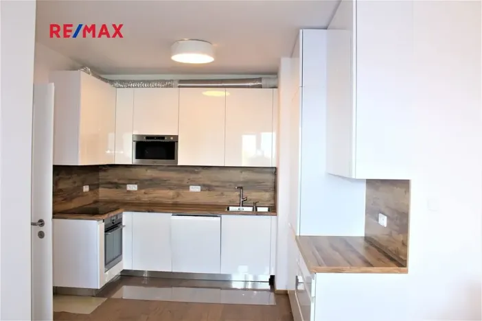 Pronájem bytu 4+kk, Praha - Hlubočepy, Vítové, 100 m2