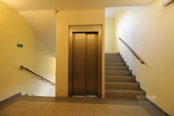 Pronájem bytu 2+kk, Praha - Břevnov, Závěrka, 69 m2