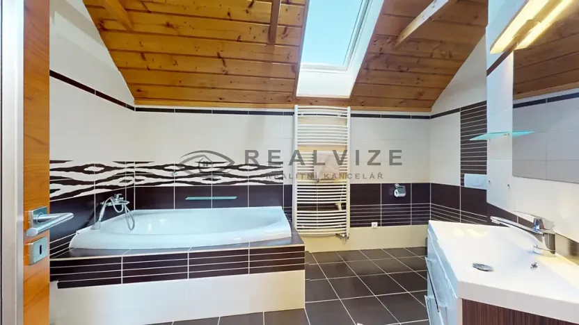 Prodej rodinného domu, Vrábče, 180 m2