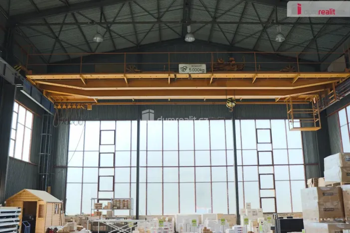 Pronájem kanceláře, Olomouc - Chválkovice, Libušina, 3276 m2