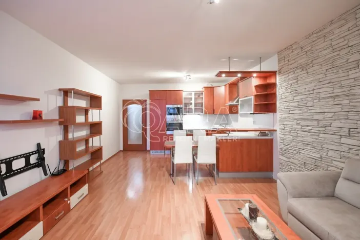 Pronájem bytu 3+kk, Praha - Uhříněves, Nové náměstí, 91 m2