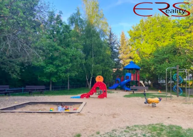 Prodej bytu 3+1, Praha - Hlubočepy, Lamačova, 62 m2