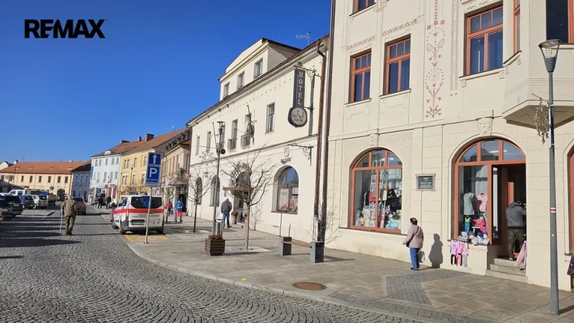 Prodej ubytování, Horažďovice, Mírové náměstí, 815 m2