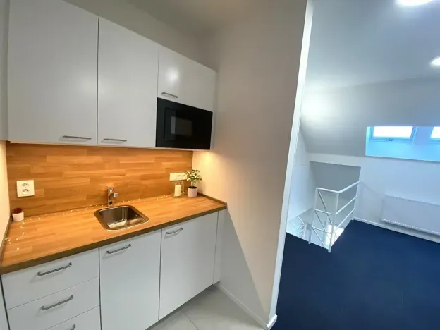 Pronájem kanceláře, Brno, Cimburkova, 182 m2