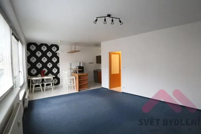 Pronájem bytu 1+kk, Praha - Vysočany, bratří Dohalských, 42 m2