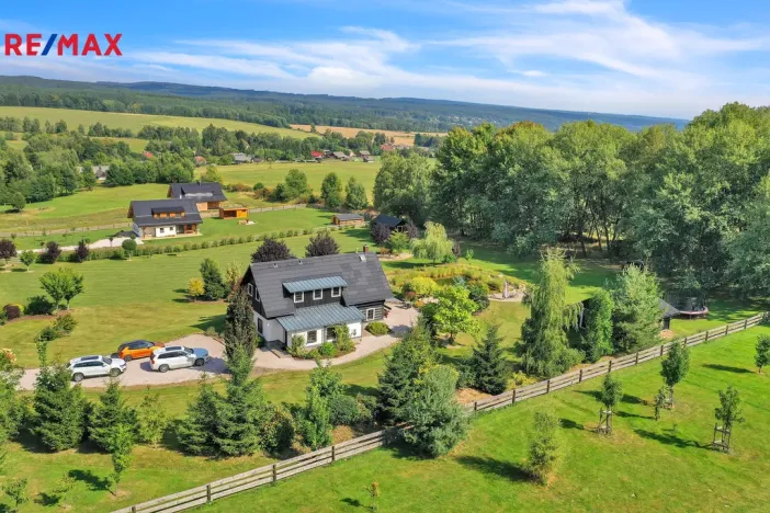 Prodej ubytování, Horní Brusnice, 160 m2