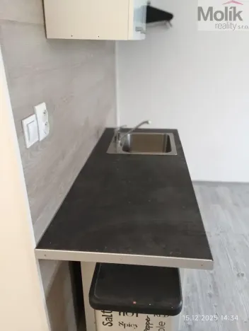 Pronájem bytu 1+kk, Klášterec nad Ohří, Budovatelská, 28 m2