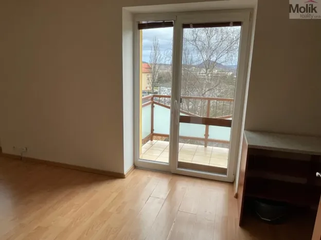 Pronájem bytu 4+kk, Most, Jaroslava Seiferta, 90 m2