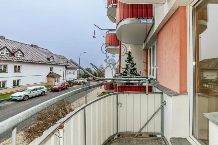 Prodej bytu 3+1, Horní Planá, Sídliště Míru, 71 m2