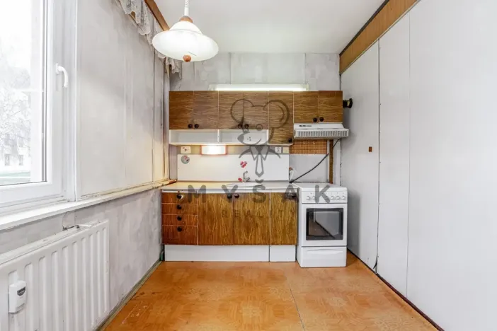 Prodej bytu 3+1, Horní Planá, Sídliště Míru, 71 m2