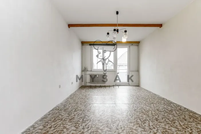 Prodej bytu 3+1, Horní Planá, Sídliště Míru, 71 m2