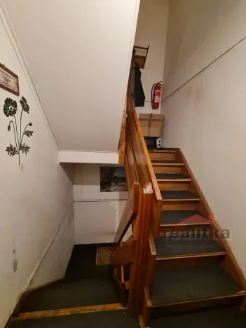 Prodej činžovního domu, Sobotín, 1134 m2