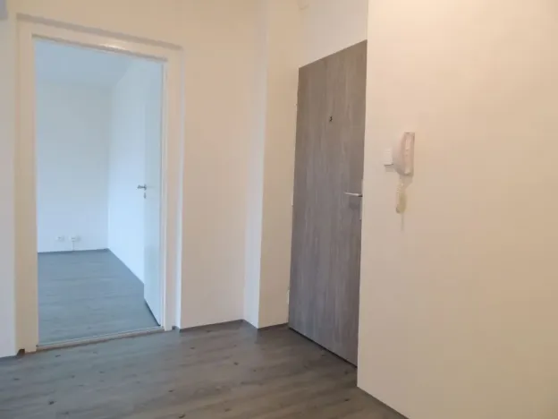 Pronájem bytu 1+1, Ostrava - Hrabůvka, Na Obecní, 38 m2