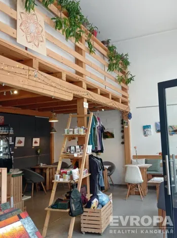 Pronájem obchodního prostoru, Liberec - Liberec III-Jeřáb, 1. máje, 190 m2