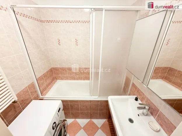 Pronájem bytu 2+kk, Hostivice, B. Němcové, 52 m2