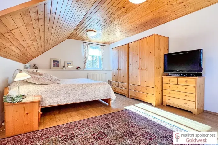 Prodej rodinného domu, Cvikov, 210 m2