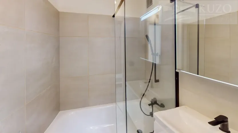 Pronájem bytu 2+1, Praha, Vrútecká, 53 m2