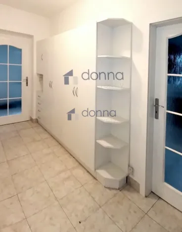 Pronájem rodinného domu, Praha, K vinicím, 251 m2
