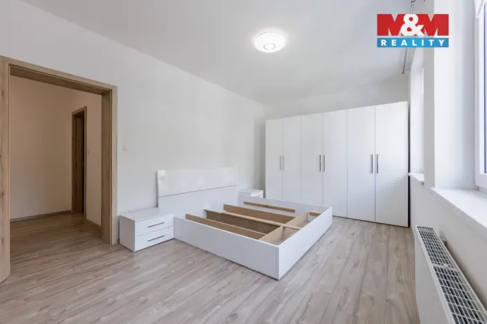 Prodej bytu 3+kk, Cheb, Břehnická, 90 m2