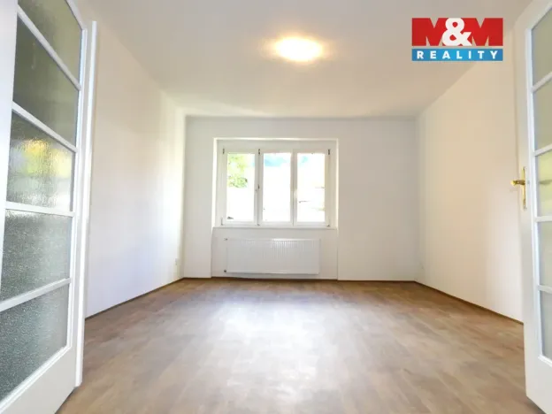 Pronájem bytu 3+1, Cheb, Valdštejnova, 86 m2