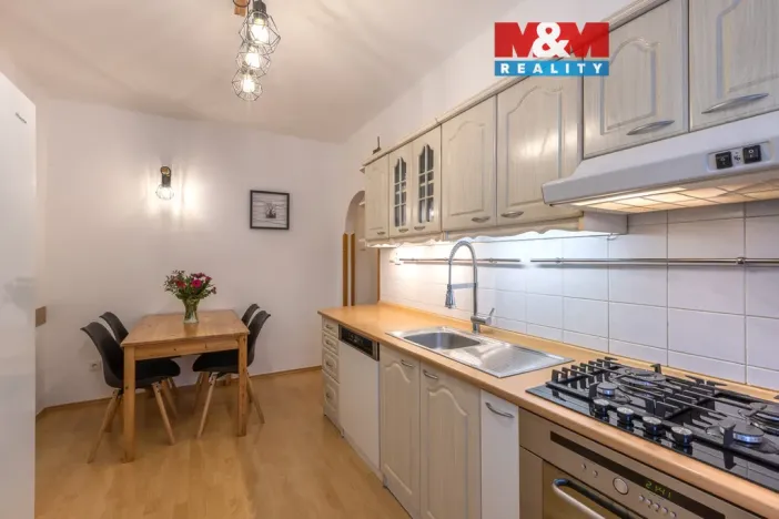 Prodej bytu 4+1, Rakovník - Rakovník II, Malinovského, 100 m2