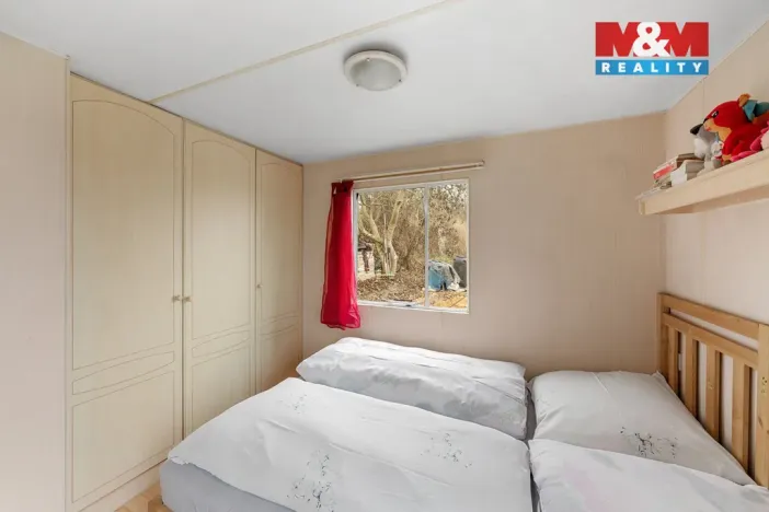 Prodej zahrady, Křešice, 1796 m2