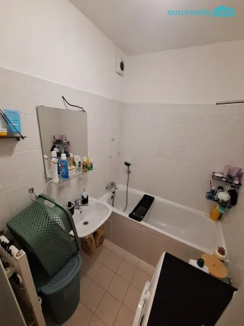 Pronájem bytu 2+kk, Plesná, Kostelní, 42 m2