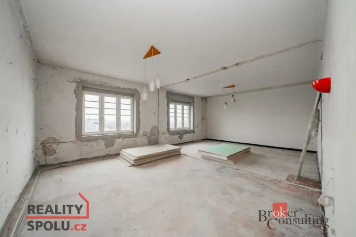 Prodej bytu 2+kk, Praha, Čáslavská, 65 m2