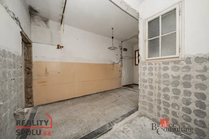 Prodej bytu 2+kk, Praha, Čáslavská, 65 m2