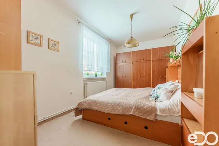 Prodej bytu 3+1, Sezemice, Smetanova, 79 m2