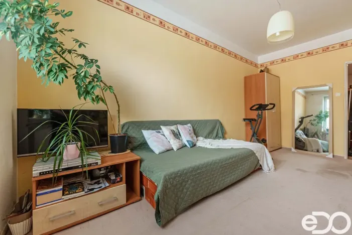 Prodej bytu 3+1, Sezemice, Smetanova, 79 m2