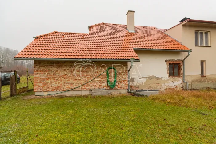 Prodej rodinného domu, Katovice, 100 m2