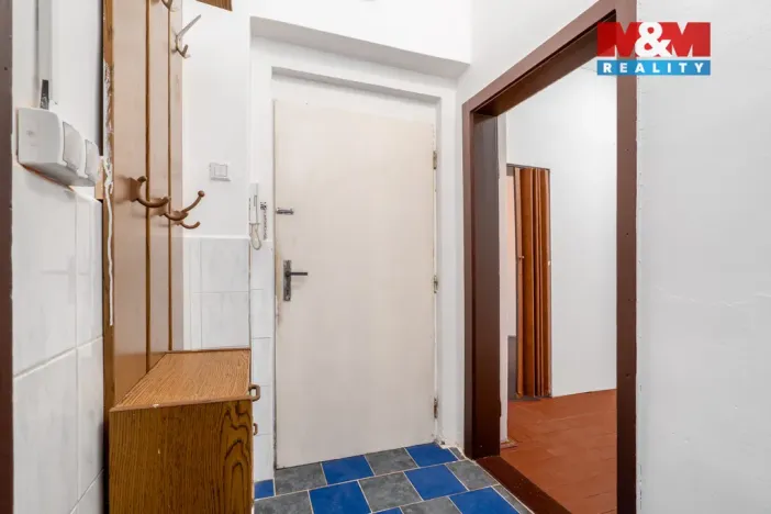 Prodej bytu 3+1, Trmice - Koštov, 67 m2