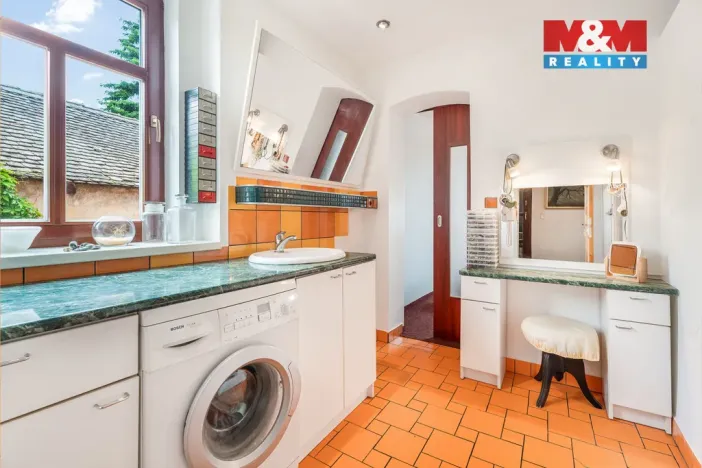 Prodej činžovního domu, Velemín, 264 m2